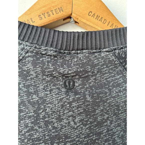 LuluLemon | base layer top - Picture 8 of 11
